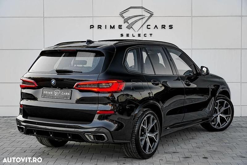 Second-hand BMW X5 Comfort Edition 400 CP (294 kW) 2020 Culoarenegru SUV