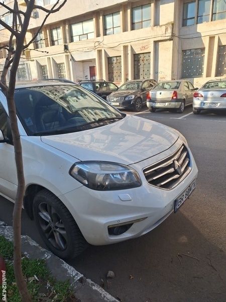 Utilizat 2011 Renault Koleos SUV | 8.000 EUR (Puțin scump) - Imagine 1/4