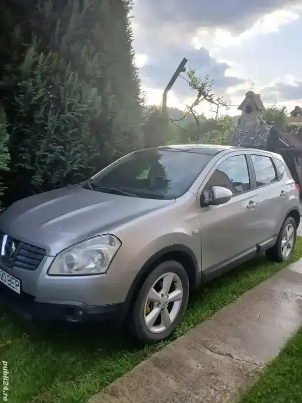 Argintiu Utilizat 2007 Nissan Qashqai SUV | 3.750 EUR (Preț OK) - Imagine 1/4