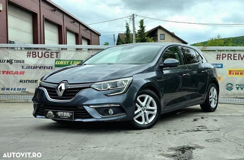 Culoaregri Utilizat 2019 Renault Mégane IV Zen Hatchback | 11.314 EUR (Preț OK) - Imagine 1/4