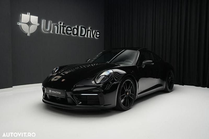 Culoarenegru Utilizat 2024 Porsche 911 Carrera 4 GTS Coupe | 168.999 EUR - Imagine 1/4
