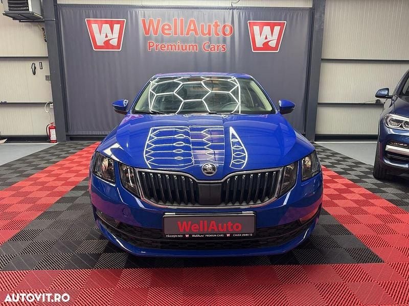 Culoarealbastru Utilizat 2019 Skoda Octavia Active Berlinǎ | 11.300 EUR (Super Preț) - Imagine 1/4