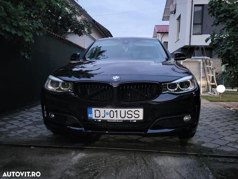 Second-hand BMW 320 M Sport 183 CP (134 kW) 2013 Culoarenegru Berlinǎ
