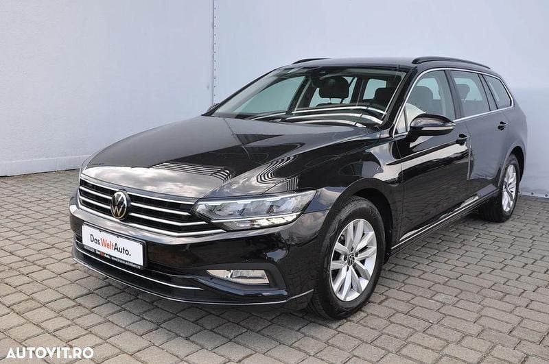 Negru Utilizat 2021 VW Passat Comfortline Break | 21.900 EUR (Puțin scump) - Imagine 1/4