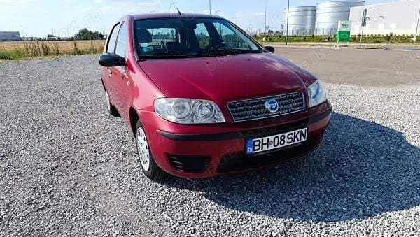 Visiniu Utilizat 2007 Fiat Punto Hatchback | 950 EUR - Imagine 1/4