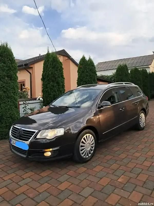 Maro Utilizat 2010 VW Passat Highline Break | 4.300 EUR - Imagine 1/4