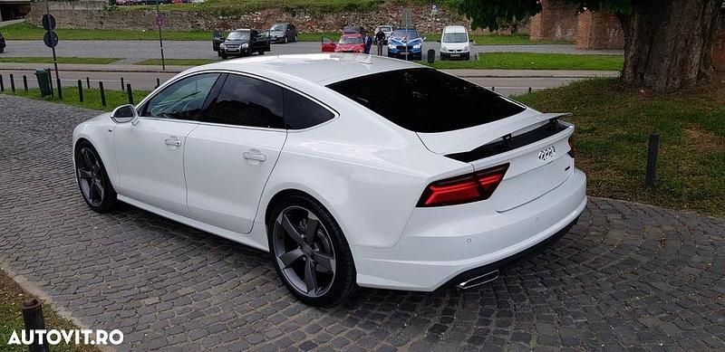 Second-hand Audi A7 S-Line 272 CP (200 kW) 2015 Culoarealb Hatchback