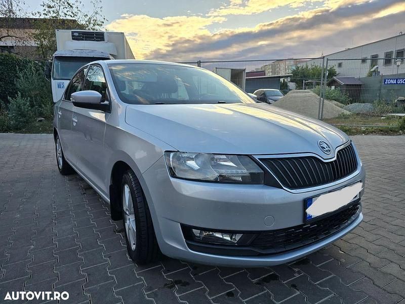 Culoareargint Utilizat 2017 Skoda Rapid Berlinǎ | 7.990 EUR (Preț OK) - Imagine 1/4
