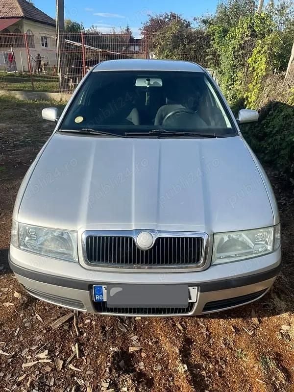 Utilizat 2007 Skoda Octavia Berlinǎ | 2.299 EUR (Preț OK) - Imagine 1/4