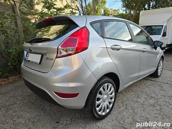 Second-hand Ford Fiesta Trend 75 CP (55 kW) 2016 Argintiu Hatchback