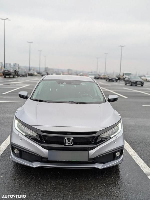 Second-hand Honda Civic Elegance 182 CP (133 kW) 2019 Culoareargint Berlinǎ