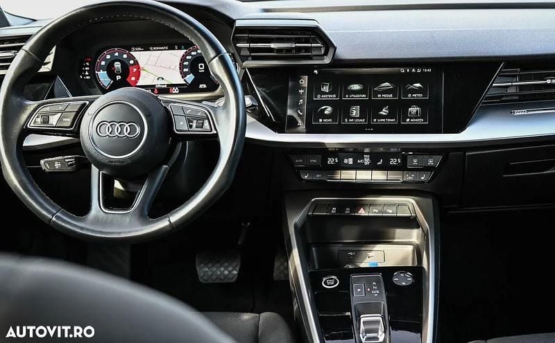 Second-hand Audi A3 110 CP (80 kW) 2023 Culoarenegru Berlinǎ