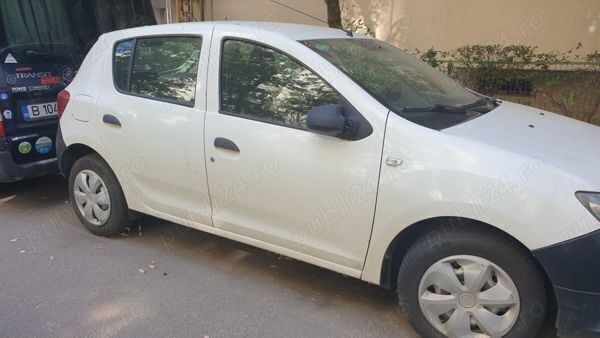 Utilizat 2015 Dacia Sandero Hatchback | 4.200 EUR (Scump) - Imagine 1/4