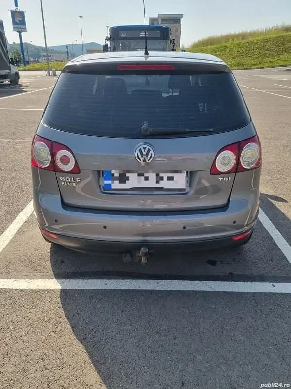 Second-hand VW Golf VI 105 CP (77 kW) 2008 Hatchback