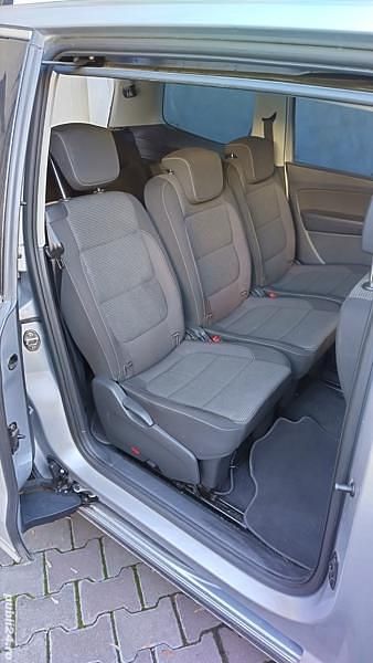 Second-hand VW Sharan 150 CP (110 kW) 2016 Gri Monovolum