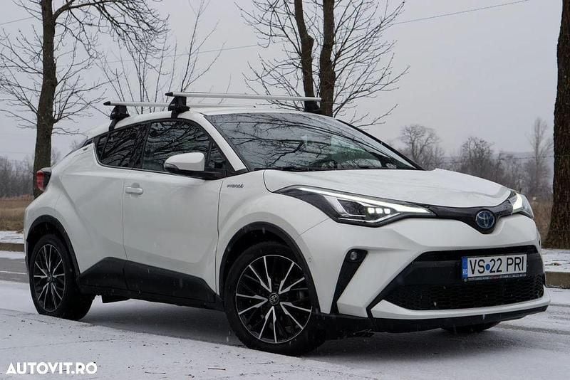 Second-hand Toyota C-HR 122 CP (89 kW) 2020 Culoarealb SUV