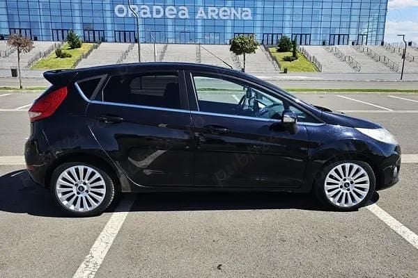 Second-hand Ford Fiesta 90 CP (66 kW) 2010 Hatchback