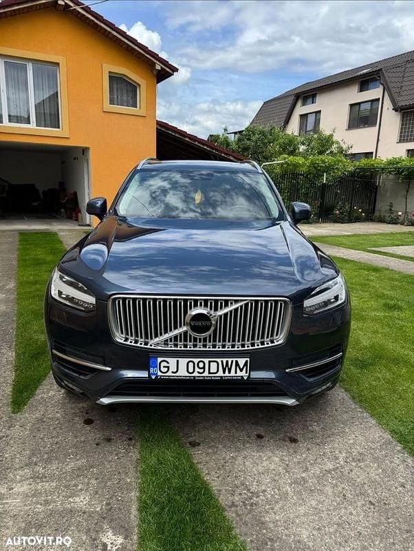 Culoarealbastru Utilizat 2017 Volvo XC90 Inscription SUV | 25.500 EUR (Preț OK) - Imagine 1/4
