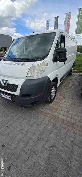 Utilizat 2013 Peugeot Boxer Van | 5.000 EUR (Preț bun) - Imagine 1/3