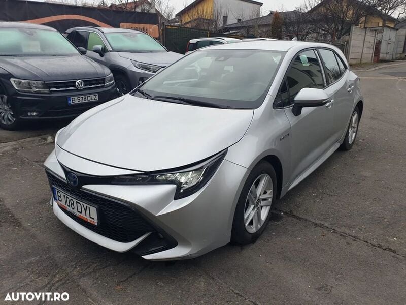Argint Utilizat 2020 Toyota Corolla Berlinǎ | 16.988 EUR (Super Preț) - Imagine 1/4
