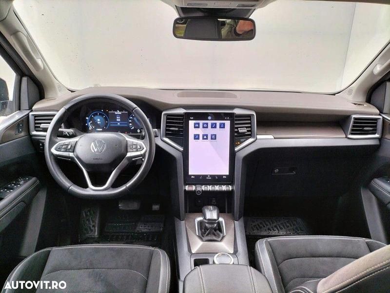 Second-hand VW Amarok Style 241 CP (177 kW) 2023 Negru  metalic Pickup