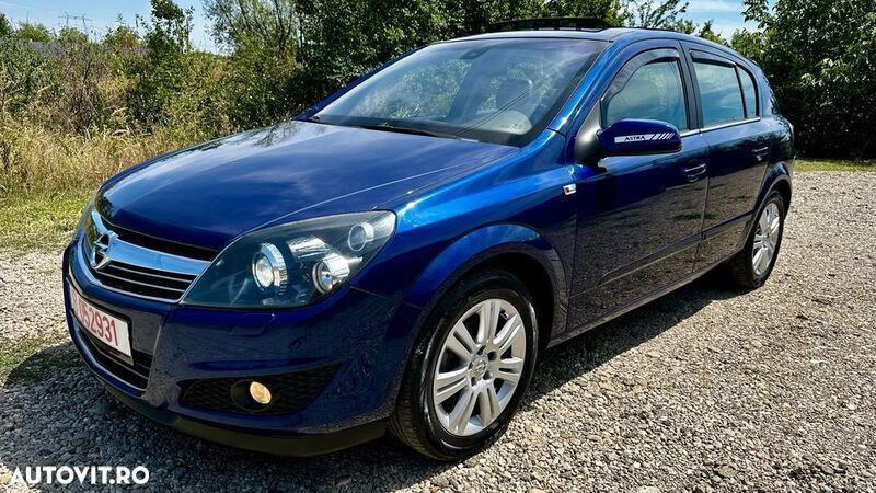 Albastru Utilizat 2009 Opel Astra Innovation Hatchback | 3.450 EUR (Puțin scump) - Imagine 1/4