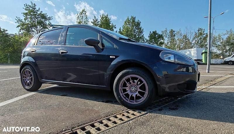 Albastru Utilizat 2007 Fiat Grande Punto Active Hatchback | 2.150 EUR - Imagine 1/4