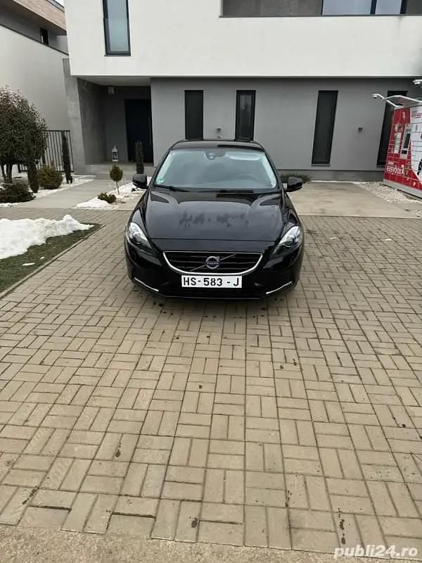 Second-hand Volvo V40 130 CP (95 kW) 2016 Hatchback