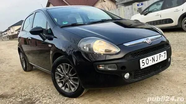 Utilizat 2011 Fiat Punto Evo Hatchback | 3.390 EUR - Imagine 1/4