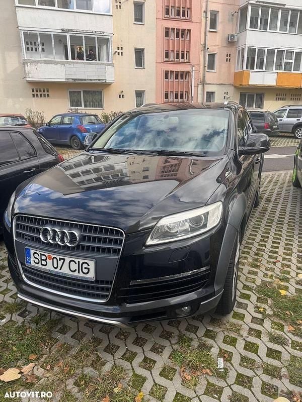 Culoarenegru Utilizat 2007 Audi Q7 SUV | 6.700 EUR (Super Preț) - Imagine 1/4