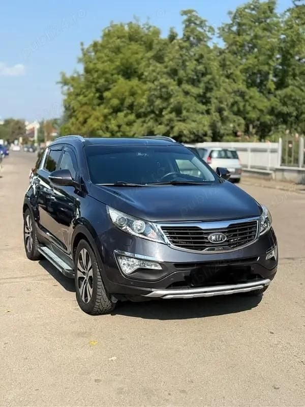 Second-hand 2012 Kia Sportage SUV | 8.800 EUR (Preț bun) - Imagine 1/4
