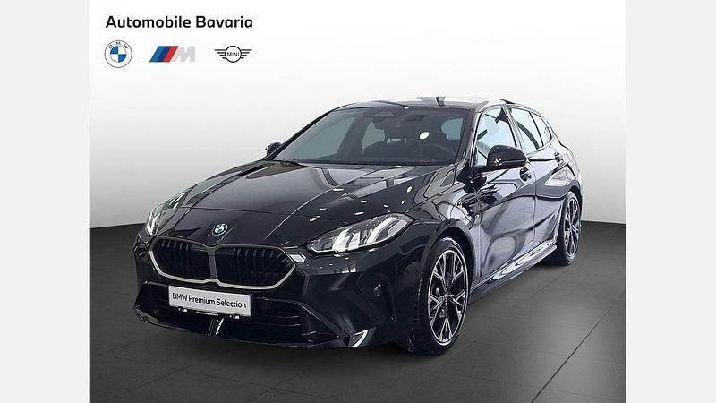 Second-hand BMW 120 Shadowline 156 CP (114 kW) 2025 Negru sapphire metalizat Hatchback