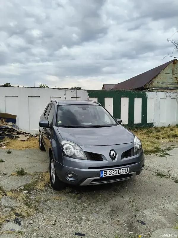 Gri Utilizat 2008 Renault Koleos SUV | 3.900 EUR - Imagine 1/4
