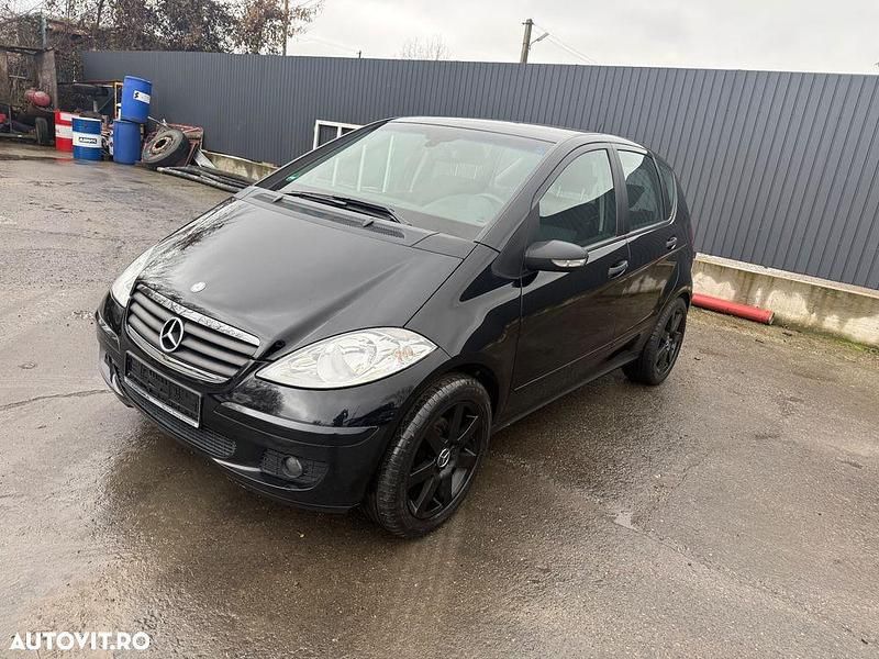 Culoarenegru Utilizat 2007 Mercedes A150 Classic Hatchback | 2.499 EUR (Scump) - Imagine 1/4