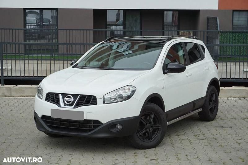 Alb Utilizat 2014 Nissan Qashqai Tekna SUV | 7.499 EUR (Super Preț) - Imagine 1/4