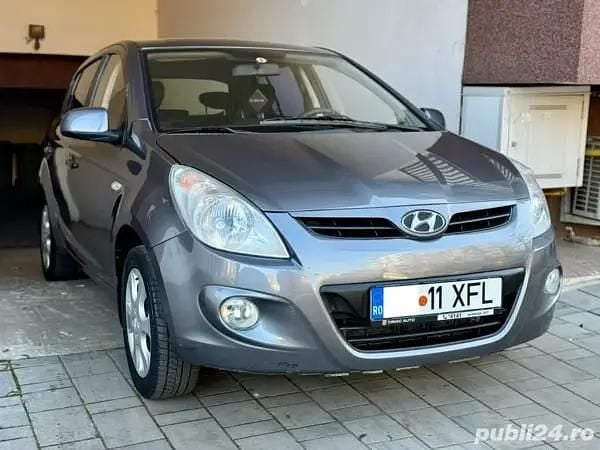 Utilizat 2012 Hyundai i20 Hatchback | 2.800 EUR (Preț bun) - Imagine 1/4