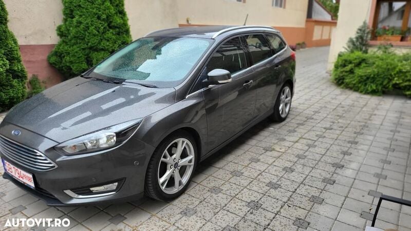 Negru Utilizat 2017 Ford Focus Titanium Break | 7.990 EUR (Preț bun) - Imagine 1/4