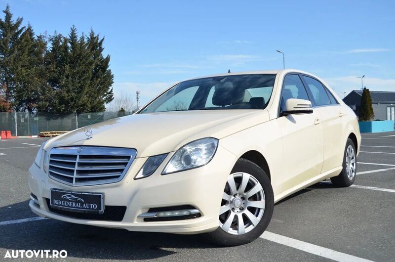 Bej Utilizat 2013 Mercedes E200 Berlinǎ | 6.990 EUR (Preț OK) - Imagine 1/4