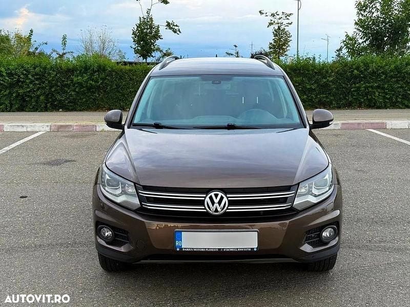 Culoaremaro Utilizat 2013 VW Tiguan Track & Field SUV | 8.600 EUR (Preț OK) - Imagine 1/4