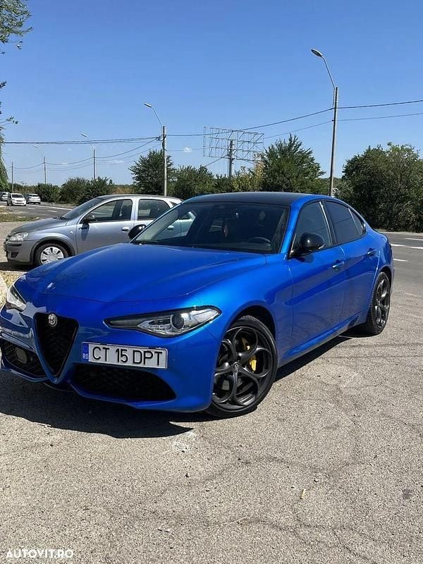 Albastru Utilizat 2019 Alfa Romeo Giulia Veloce Berlinǎ | 27.500 EUR (Puțin scump) - Imagine 1/4