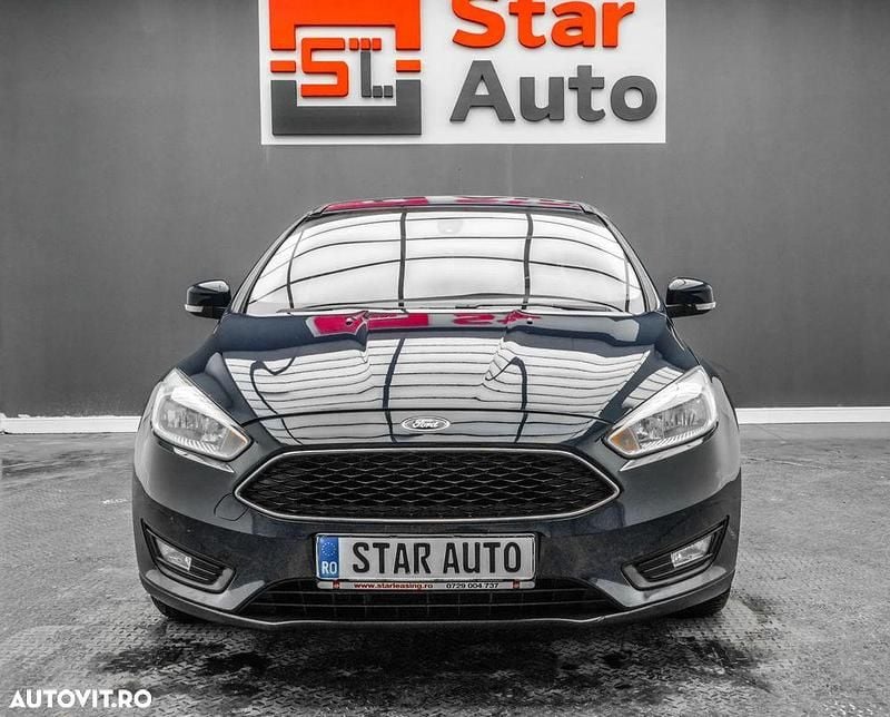 Second-hand Ford Focus Trend 100 CP (73 kW) 2017 Culoarealbastru Berlinǎ