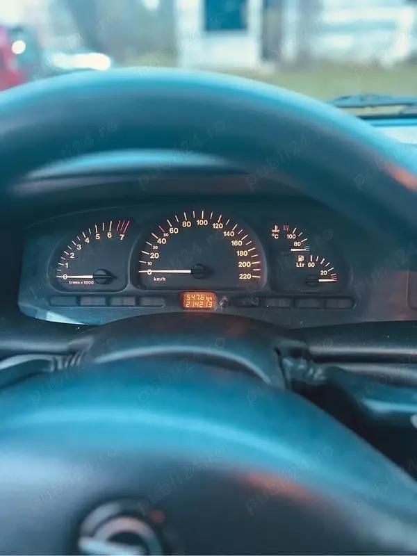 Second-hand Opel Vectra 75 CP (55 kW) 1996 Berlinǎ