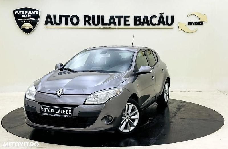 Culoarebej Utilizat 2010 Renault Mégane III Hatchback | 4.990 EUR (Preț OK) - Imagine 1/4