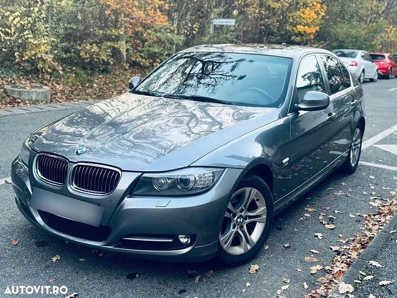 Culoareargint Utilizat 2011 BMW 320 Exclusive Berlinǎ | 8.700 EUR (Scump) - Imagine 1/4