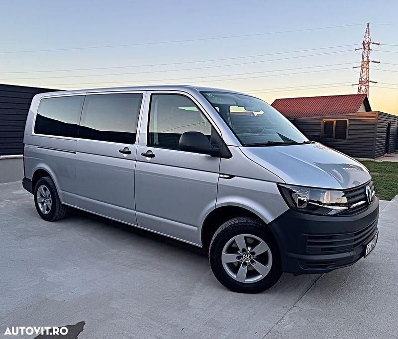 Second-hand VW Transporter 150 CP (110 kW) 2017 Culoaregri Van