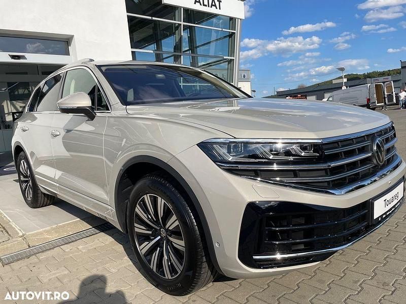 Culoarebej Nouă 2025 VW Touareg Elegance SUV | 79.704 EUR - Imagine 1/4