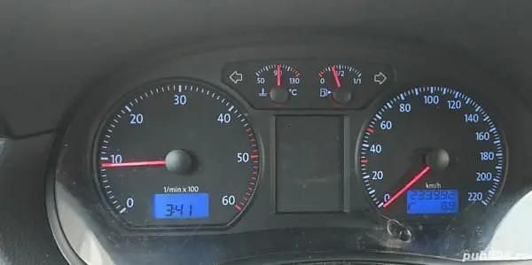Gri Utilizat 2008 VW Polo Hatchback | 1.500 EUR (Preț bun) - Imagine 1/4