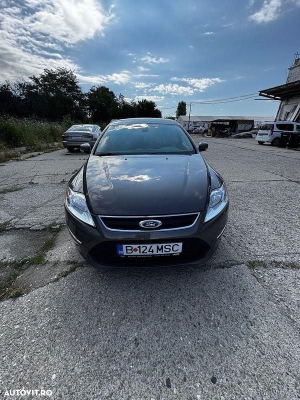 Culoaremaro Utilizat 2012 Ford Mondeo Titanium Berlinǎ | 5.250 EUR (Preț bun) - Imagine 1/4
