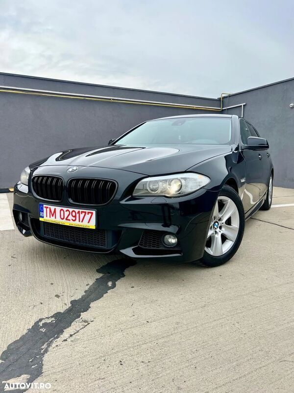 Negru Utilizat 2011 BMW 520 Luxury Line Break | 9.200 EUR (Preț OK) - Imagine 1/4