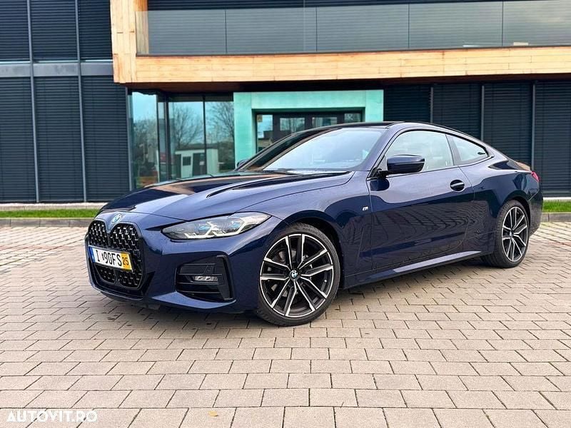Culoarealbastru Second-hand 2021 BMW 420 M Sport Coupe | 31.900 EUR (Preț bun) - Imagine 1/4